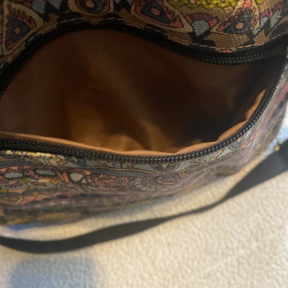 Sakroots crossbody purse - Picture 4 of 4